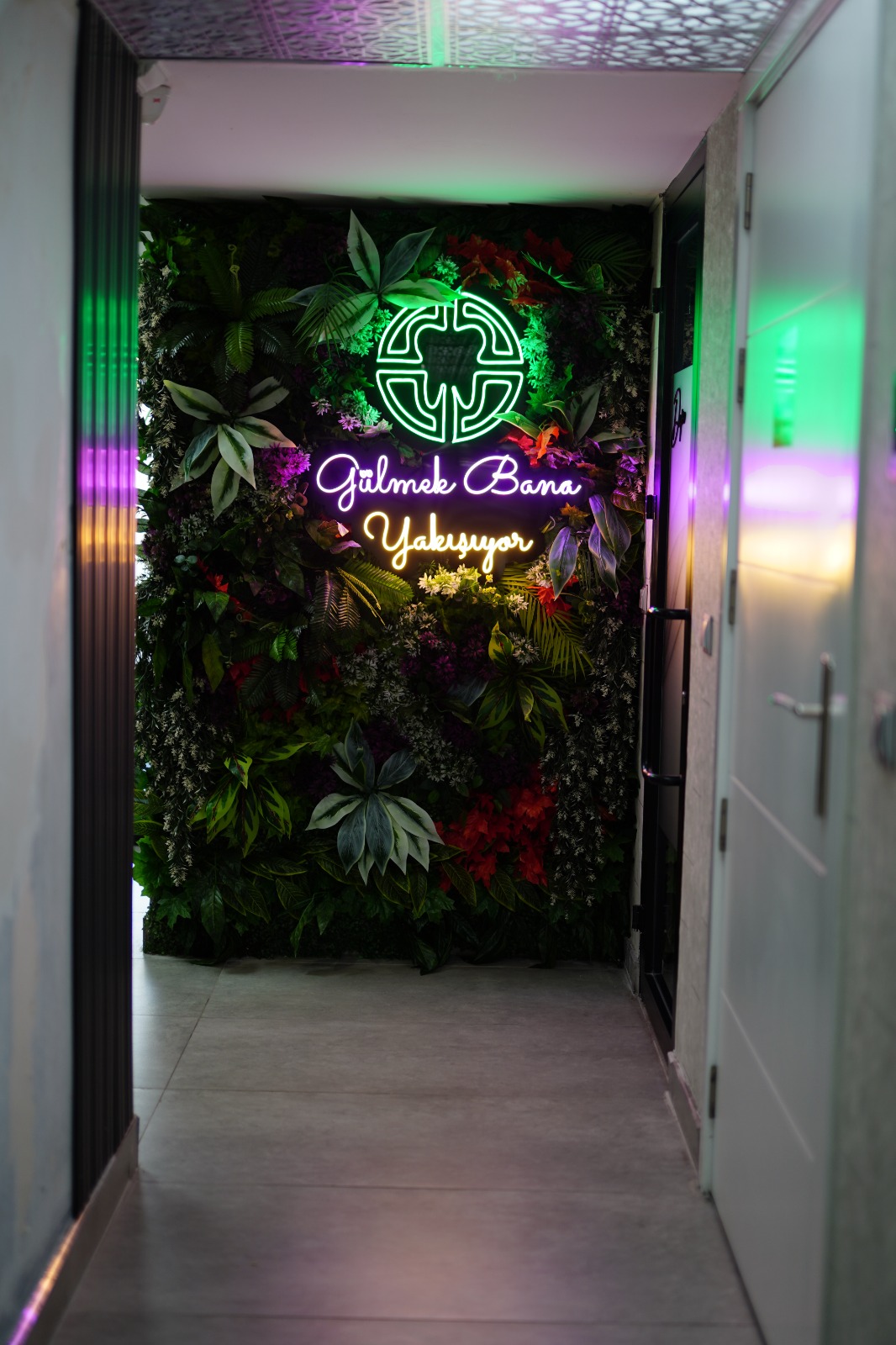 WhatsApp Image 2025-10-02 at 09.51.54 (4)