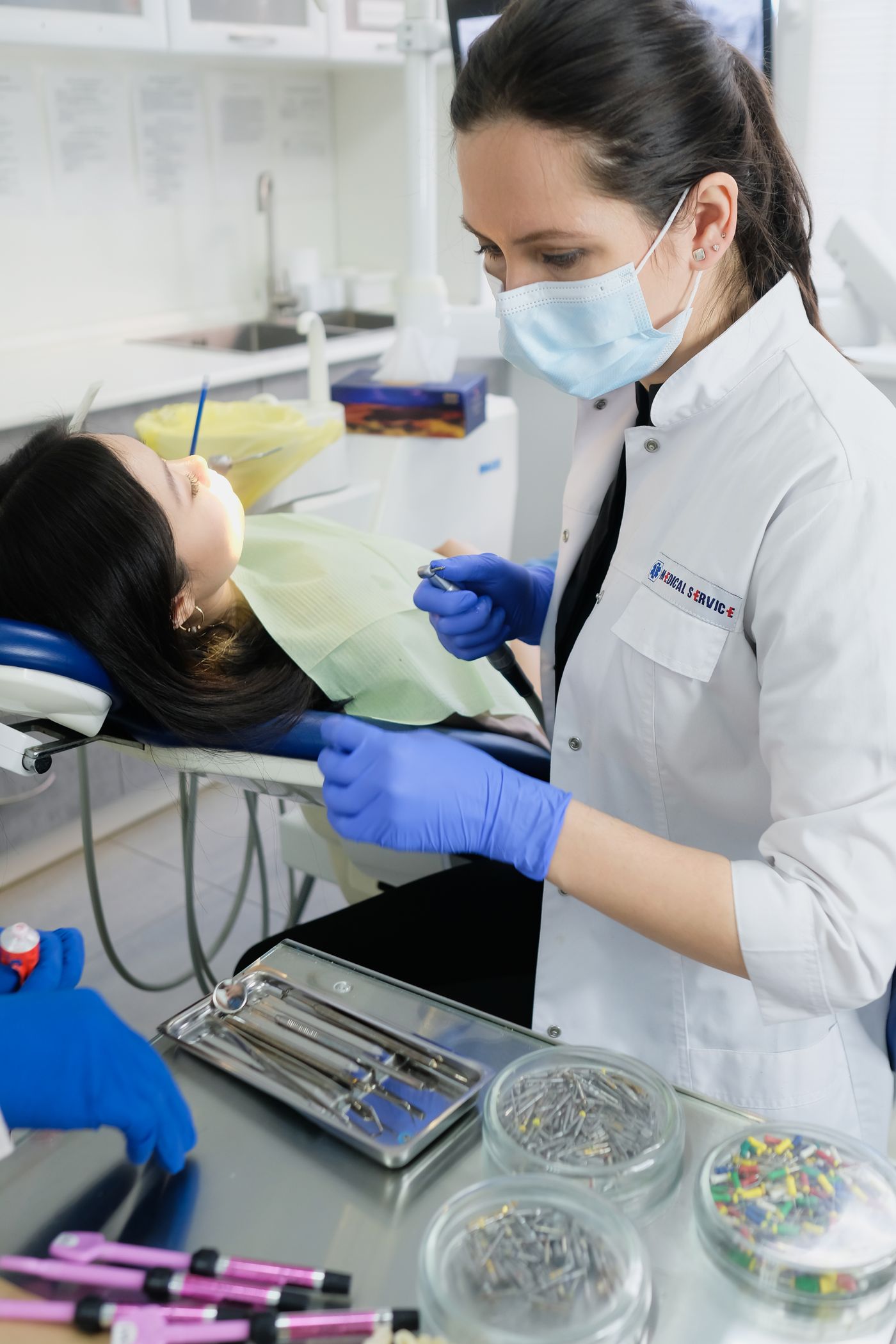 Diş kliniğinde hijyenik çalışma ortamı
