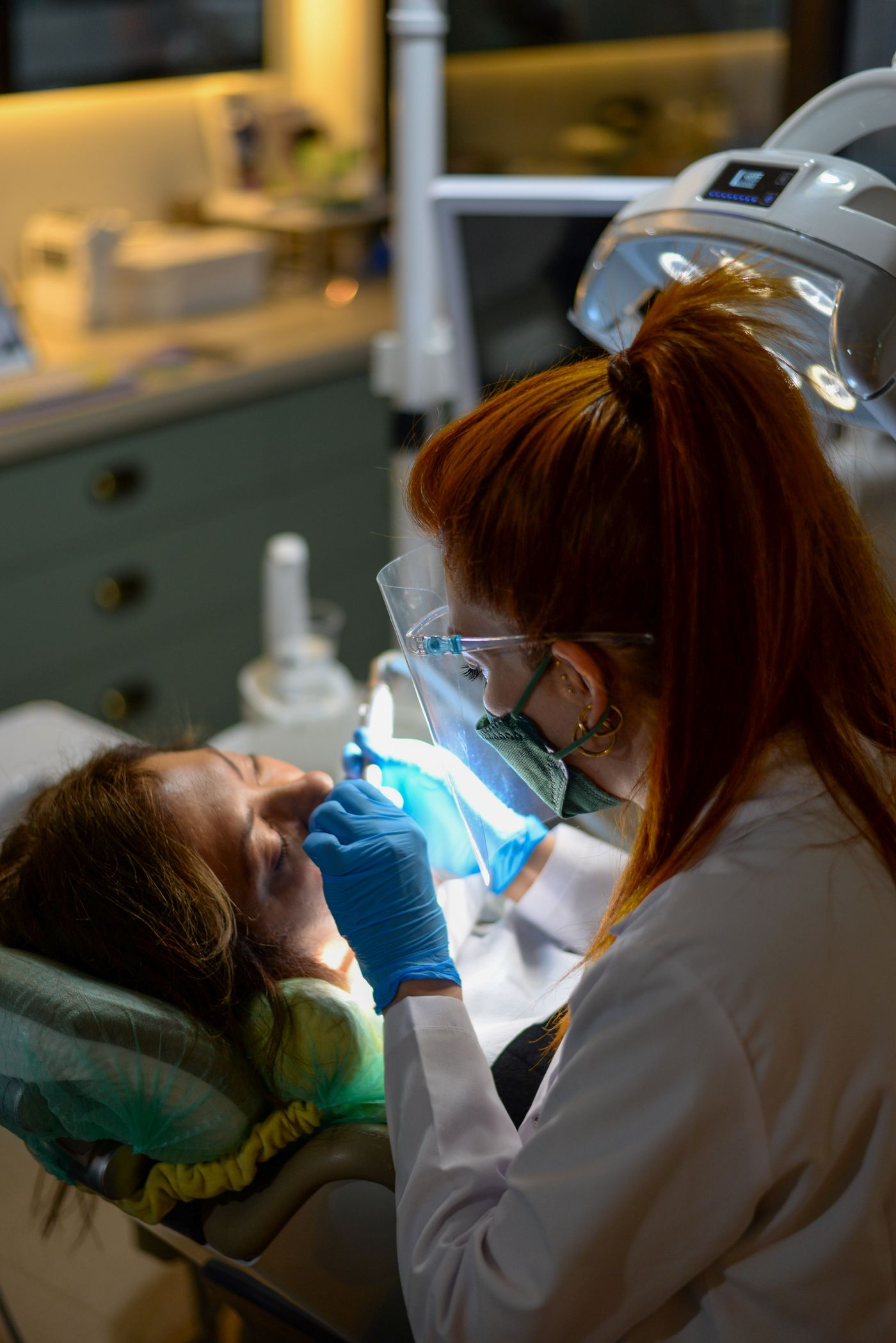 Detertraj işlemi sırasında klinik uygulama